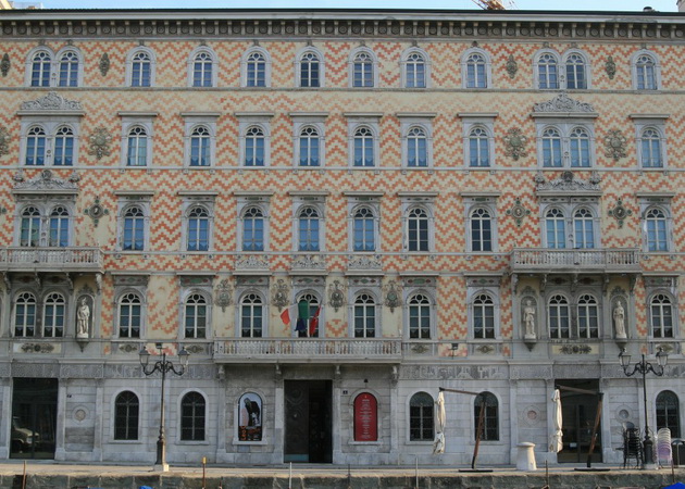 Srpske palate u Trstu